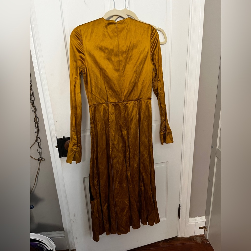 Erdem Gold Textured Satin Midi Dress AW23 - Picture 5 of 5